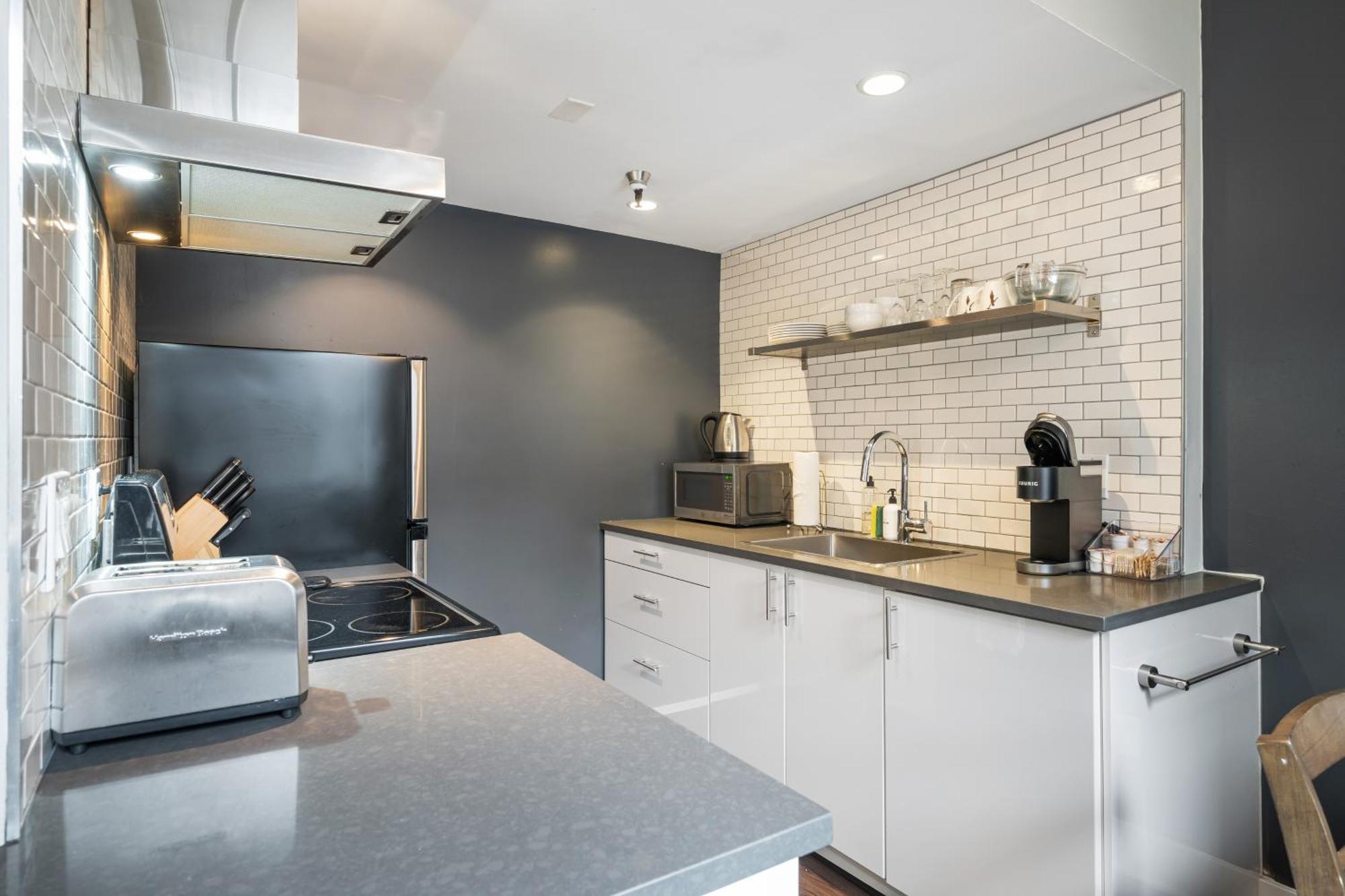 Oxford Apartment By At Mine Hospitality Seattle Exterior foto