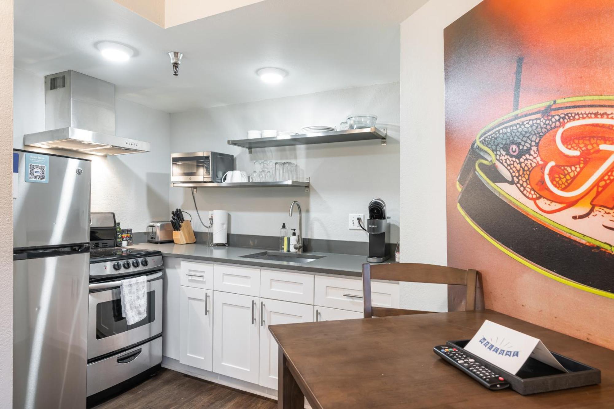 Oxford Apartment By At Mine Hospitality Seattle Exterior foto